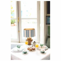 Palais Abat-jour Ava x Hôtel Magique |