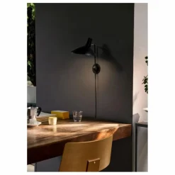 Sale & Tradition Applique Tripod HM12, Hvidt & Mølgaard | Noir