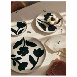 Sale Broste Copenhagen Assiette en grès Flora | Noir