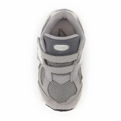 Enfant New Balance Baskets Scratchs 2002 |