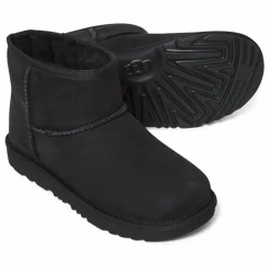 New UGG Boots Classic Mini II | Noir