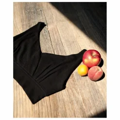 Femme Mama Hangs Brassière d'allaitement |