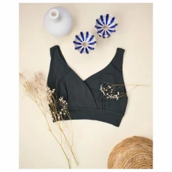 Femme Mama Hangs Brassière d'allaitement |