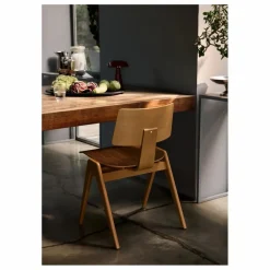 & Tradition Chaise Daystack RD1, Robin Day | Noyer Outlet