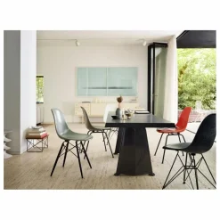 Vitra Chaises, Tabourets, Bancs|Chaise DSW Fiberglass - piètement en érable - Charles & Ray Eames |
