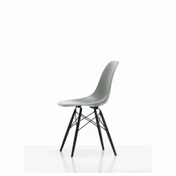 Vitra Chaises, Tabourets, Bancs|Chaise DSW Fiberglass - piètement en érable - Charles & Ray Eames |