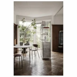 Ferm Living Chaise en chêne Herman | Bordeaux Hot