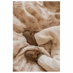 Gentil Coquelicot Chaussons en tricot et pochon brodé | Chocolat Clearance