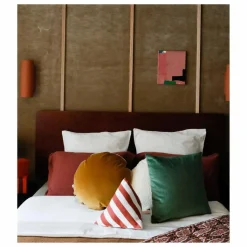 The Socialite Family Coussins|Coussin berlingot Divino à rayures en jacquard |