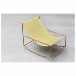 Valerie Objects Fauteuil en lin Rocking Chair