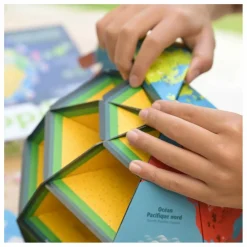 Poppik Globe à construire Drapeaux