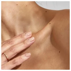 Femme Pai Skincare Illuminateur The Impossible Glow - Gold