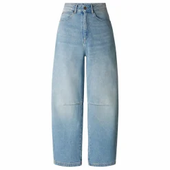 Femme Soeur Jean Eliott |