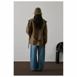 Femme Soeur Jean Eliott |