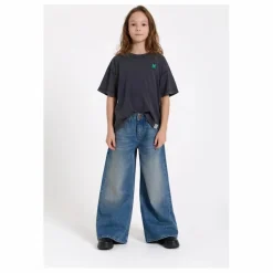 Enfant Finger in the nose Jean Large June |