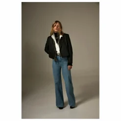 Femme Maison Hotel Jeans|Jean Willie Giuletta |