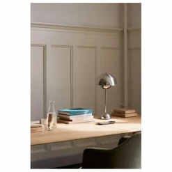 Clearance & Tradition Lampe à poser Flowerpot VP3, Verner Panton, 1969 | Chromé