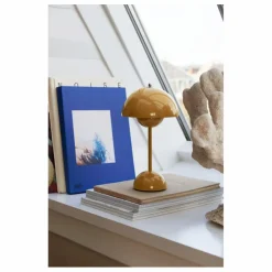 & Tradition Lampe à poser portative Flowerpot VP9, Verner Panton |