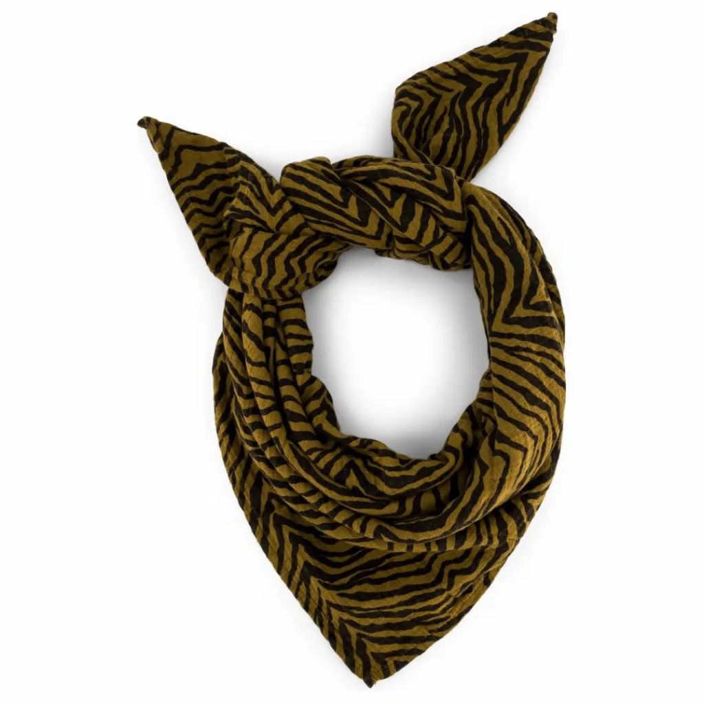 Rose in April Lange Bianca Zebrou |