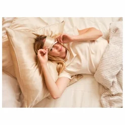 Hot Emily's Pillow Masque sommeil en soie | Champagne