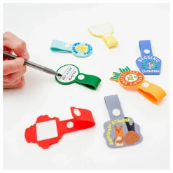 Discount The Furry Folks Médaille World's Okayest Dog | Rouge