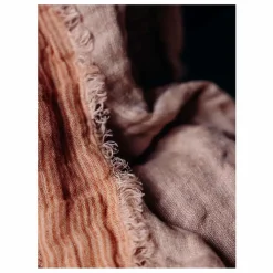 Le Monde Sauvage Plaid en lin Okapi | Terracotta Outlet