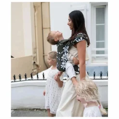 Mama Hangs Porte-bébé Carry & Bloom |