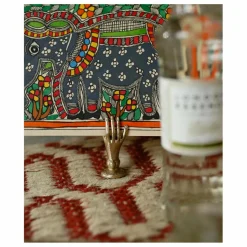 Doing Goods Vases, Objets Déco|Porte-carte en laiton mat Jana Hand |