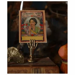 Doing Goods Vases, Objets Déco|Porte-carte en laiton mat Jana Hand |