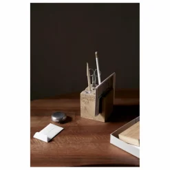 Ferm Living Porte-crayons Klint en travertin |