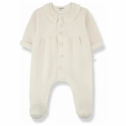 1+ in the family Pyjama Helen |