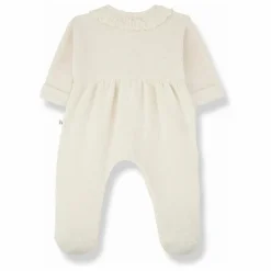 1+ in the family Pyjama Helen |