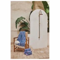 Louise Misha Serviette de plage Lana en coton bio | Bleu foncé Sale