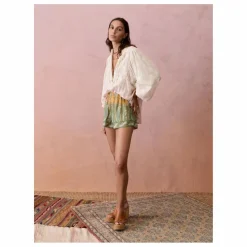 Femme Boteh Short Lucent Lin |