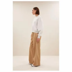 Femme By Bar Sweats|Sweat Bibi Logo |