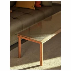 Hay Table basse en verre cannelé Kofi, piétement en |