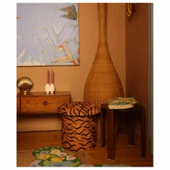 Doing Goods Tabouret brodé Maya Tiger |