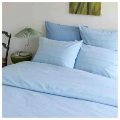 Hot La cerise sur le gâteau Taie d'oreiller en coton bio Chloë | Bleu ciel