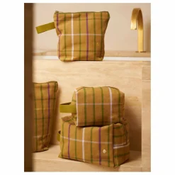 La cerise sur le gâteau Trousse de toilette Cube Scotty | Jaune moutarde Sale